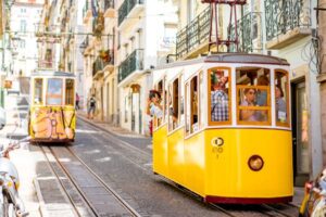 Read more about the article How to get around Portugal (without looking like a lost tourist)